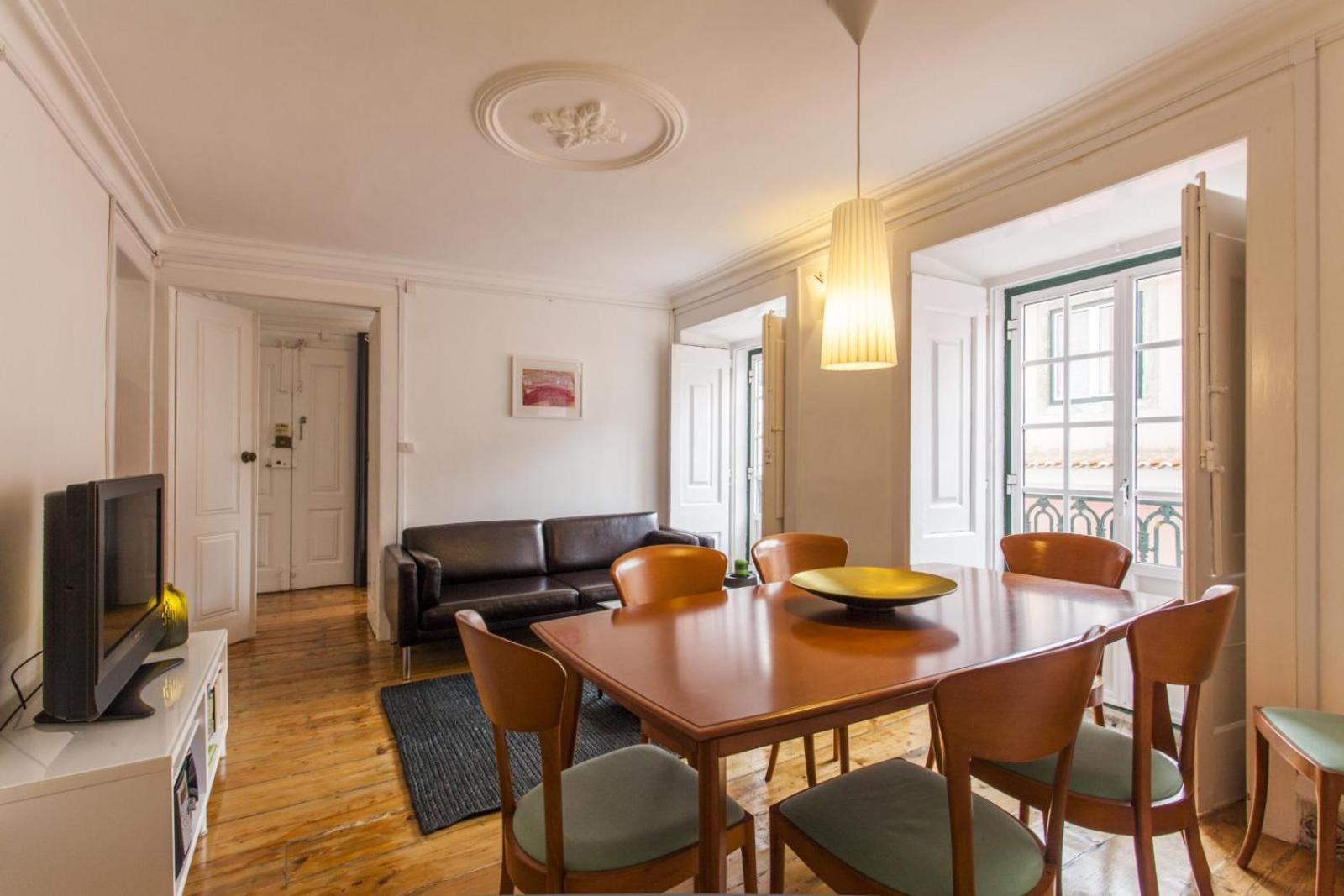 C2 Bairro Alto 18Th Century Beautiful Apartment Lissabon Buitenkant foto