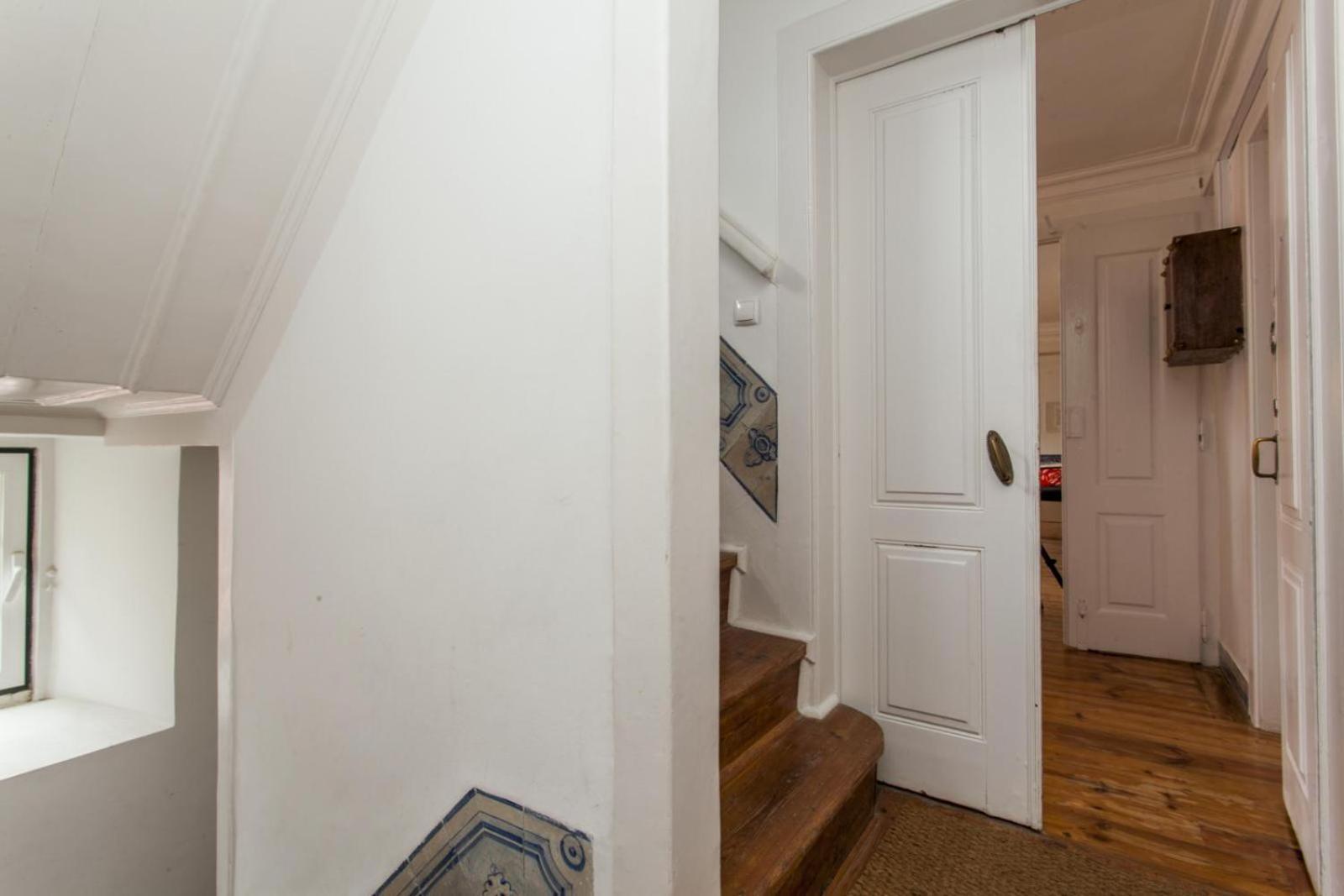 C2 Bairro Alto 18Th Century Beautiful Apartment Lissabon Buitenkant foto