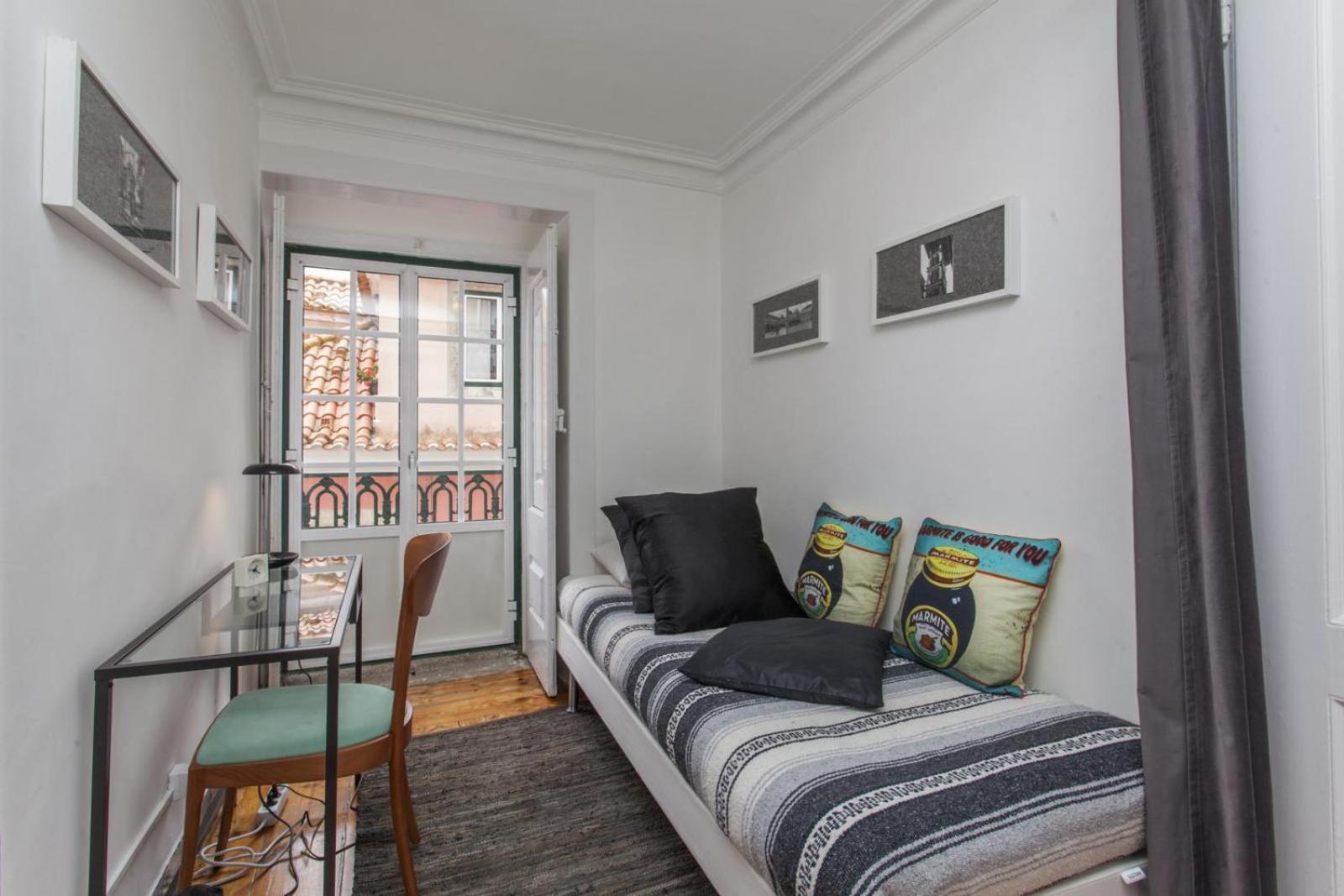 C2 Bairro Alto 18Th Century Beautiful Apartment Lissabon Buitenkant foto